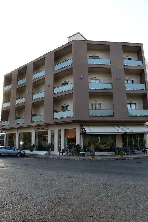 Ionion Hotel Kyparissia Exteriör bild