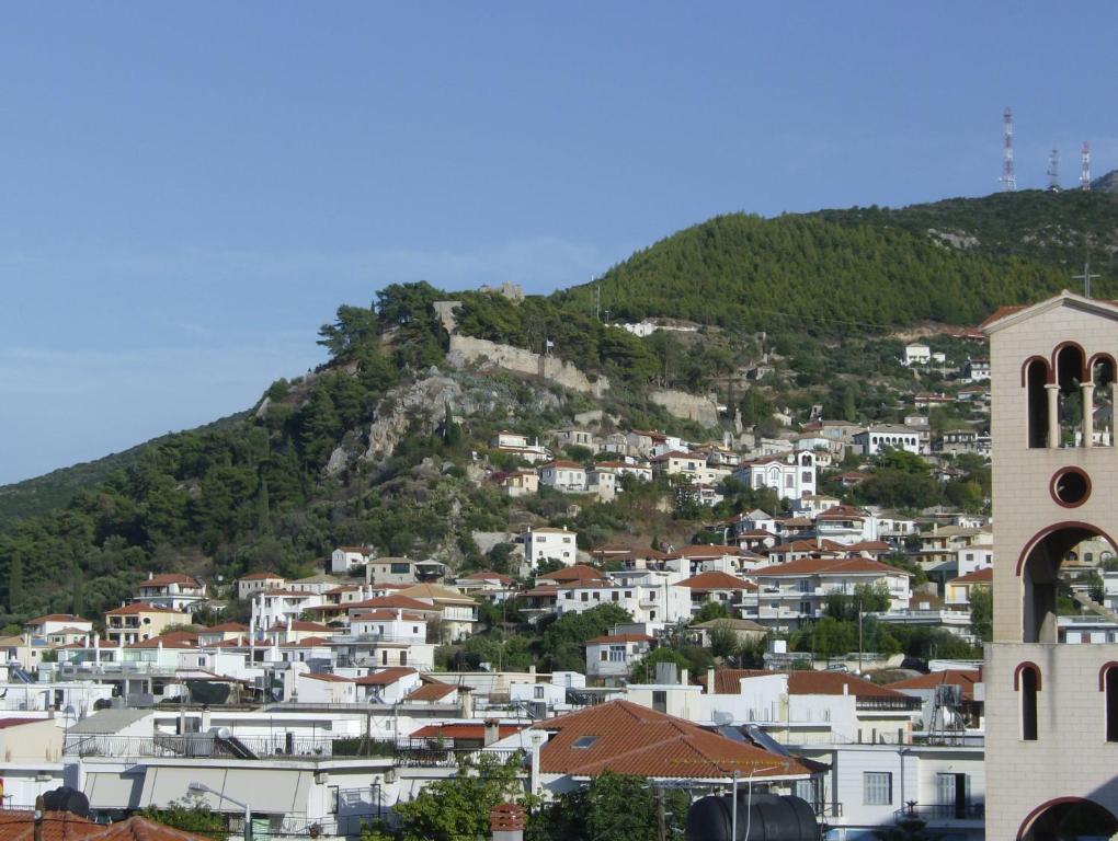 Ionion Hotel Kyparissia Rum bild