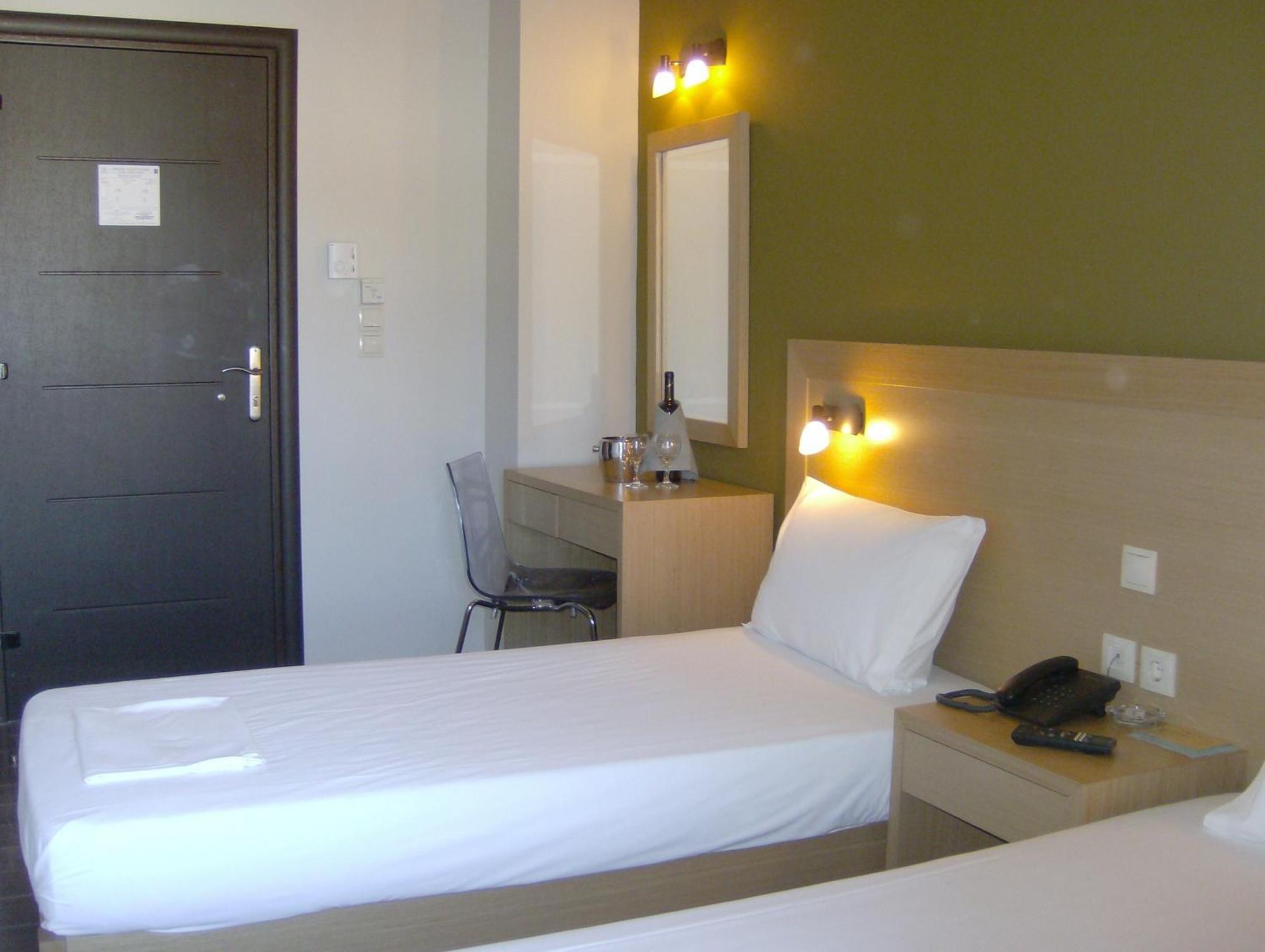 Ionion Hotel Kyparissia Exteriör bild
