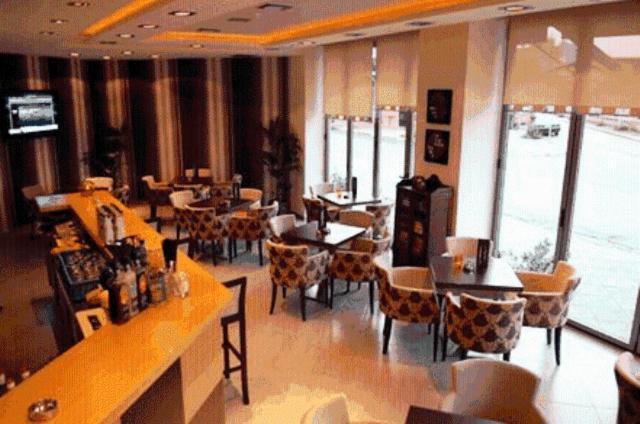 Ionion Hotel Kyparissia Exteriör bild